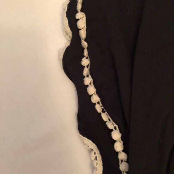 Cute black dress - Picture 5 of 5